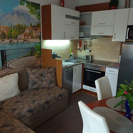 Riviera Apartman Хайдусобосло Экстерьер фото